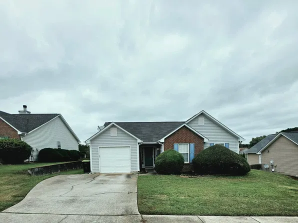 304 Village Ln, Stockbridge, GA 30281