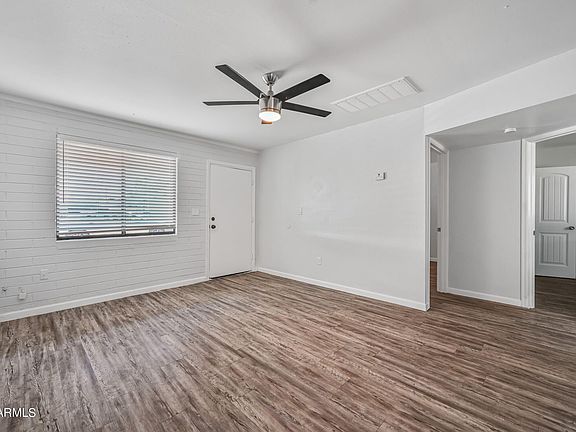 3rd image of 1744 W Glendale Ave #16