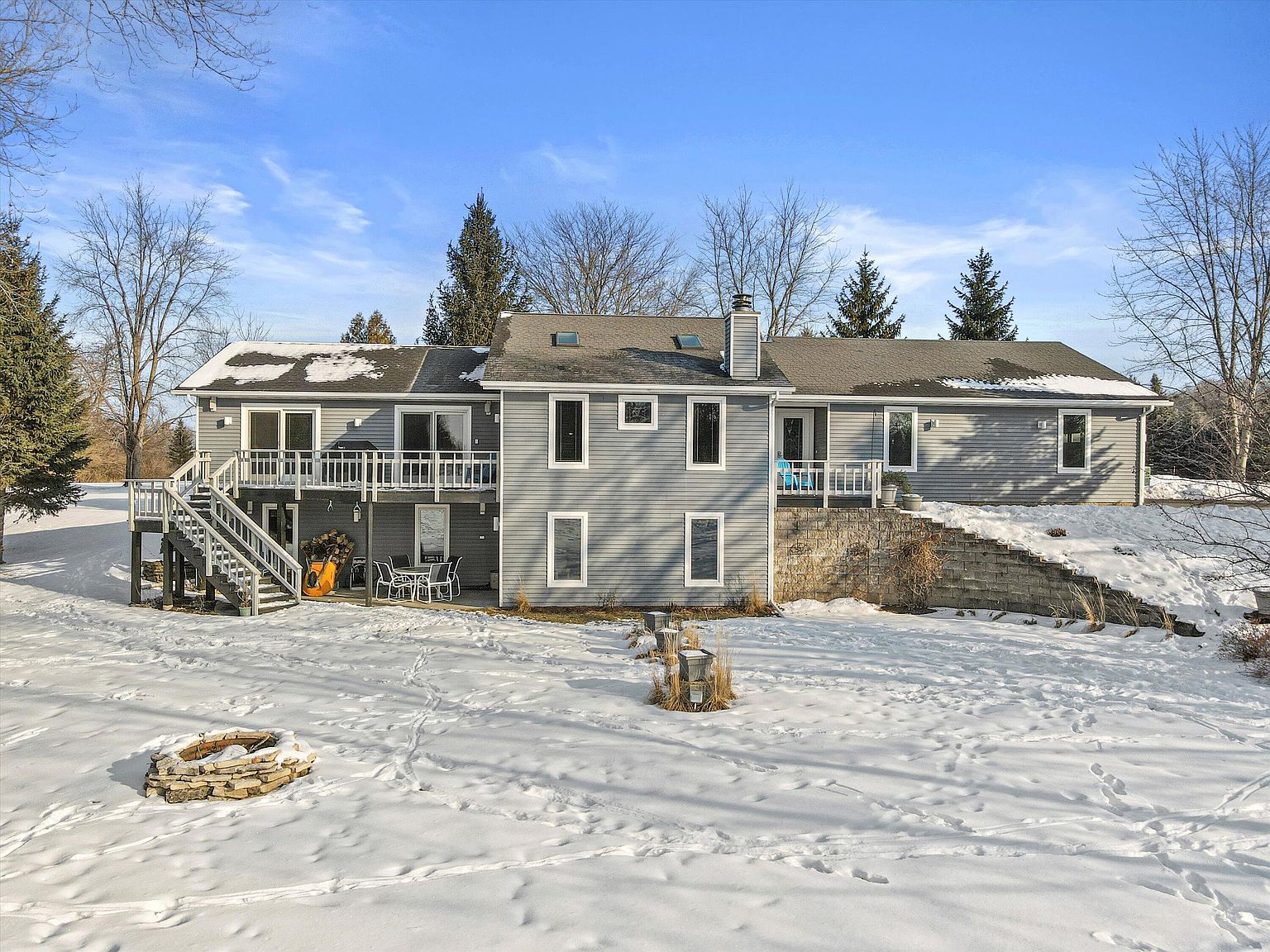 W343N7151 N Pole Ln, Oconomowoc, WI 53066 Zillow
