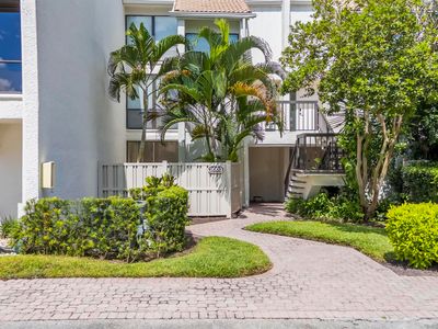 2003 Bridgewood Drive #2003, Boca Raton, FL, 33434