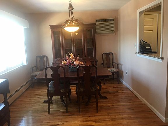 3rd image of 59 Durant Ave