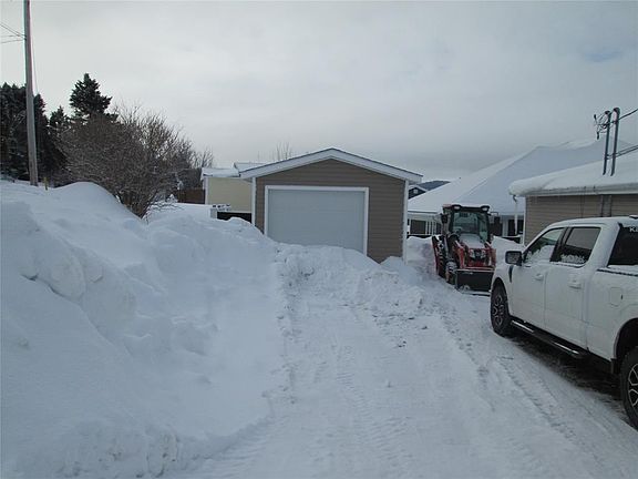 3rd image of 31 Main Street