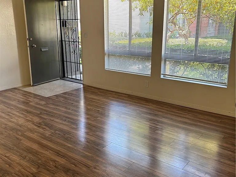 16578 Montego Way — Photo 3