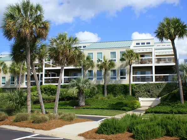 2933 Atrium Villa Dr, Johns Island, SC 29455
