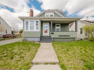 542 Walcott St, Pawtucket, RI 02861