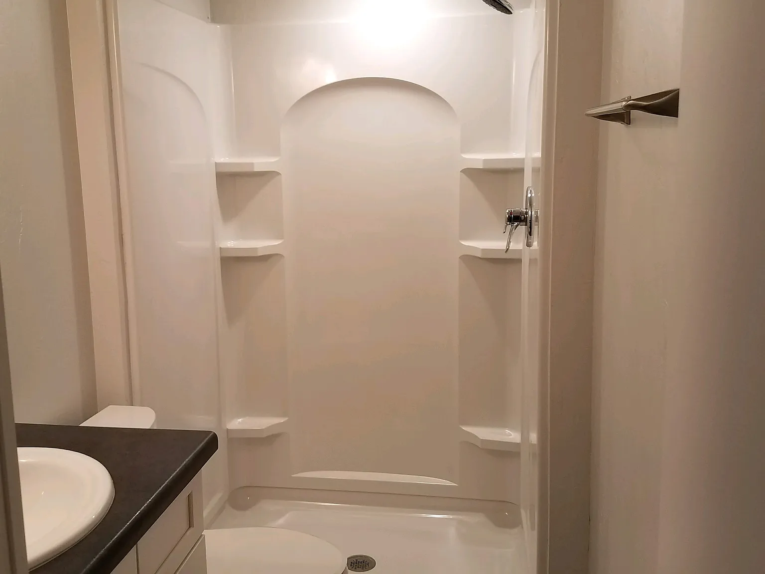 2 bed, 1000 sqft, $1,850 — Photo 4
