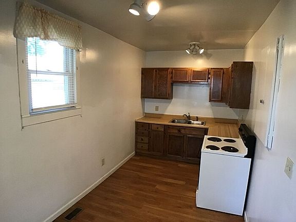 3rd image of 223 S Center St #1