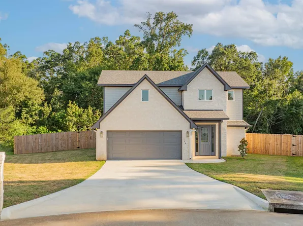 126 Lakeway Ln, Longview, TX 75604