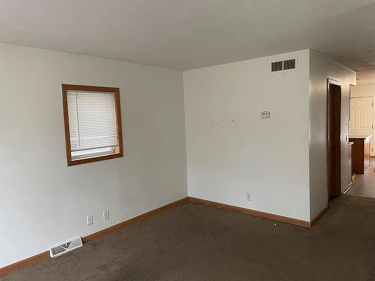 Unit Photo
