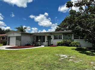 8511 NW 19th St, Pembroke Pines, FL 33024