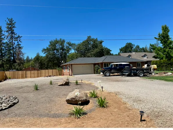 (undisclosed Address), Shady Cove, OR 97539