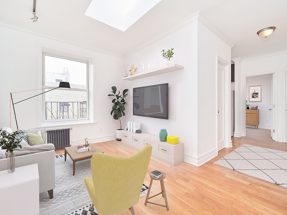 1st image of 10 Morton St APT 6e