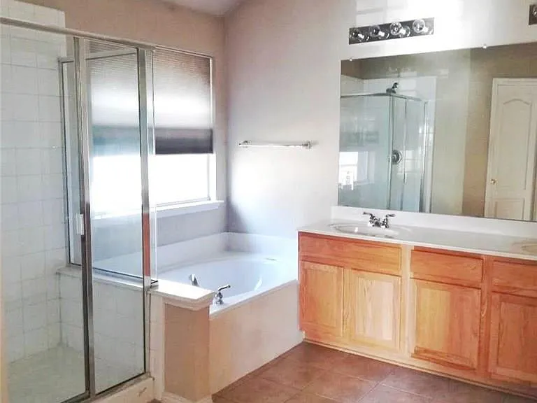 1724 River Oaks Dr — Photo 12