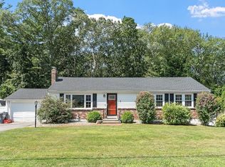 5 Dartmouth Dr, Milford, MA 01757