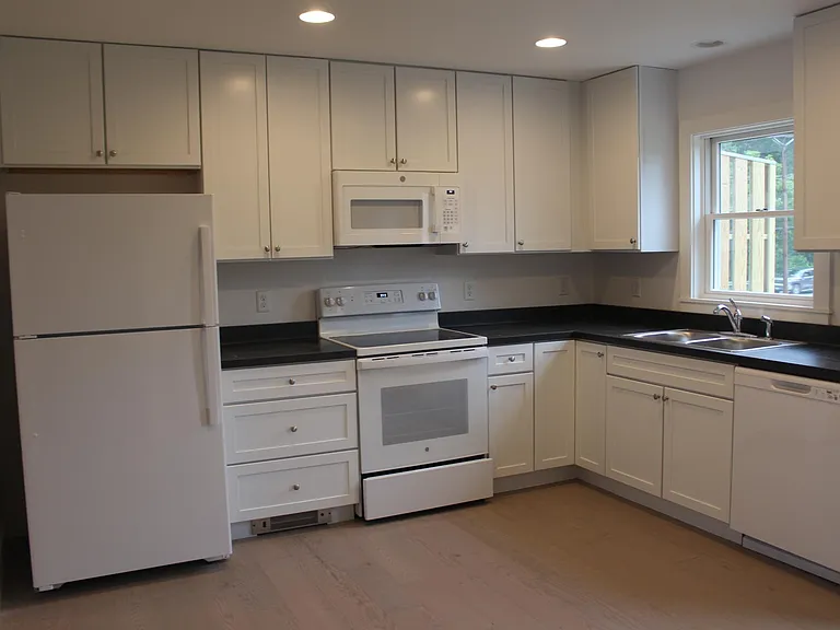 349 Jersey Hts #1 — Photo 2