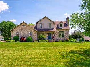 3298 Woods Trl, Kent, OH 44240