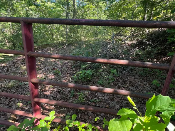 (undisclosed Address), Marshall, AR 72650