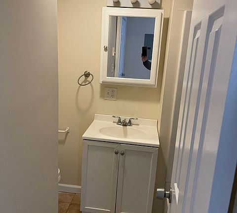 3rd image of 16 Center St APT 7
