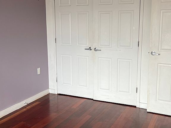 5th image of 21-24 Newtown Ave #3A