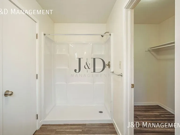 DEL612 — Photo 20