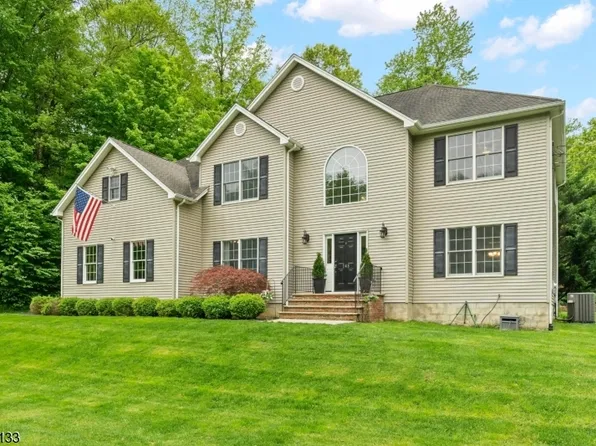 148 Elm Ave, Andover Twp., NJ 07860