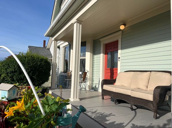 (undisclosed Address), Bellingham, WA 98225