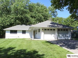 3251 E Summit Blvd, Lincoln, NE 68502