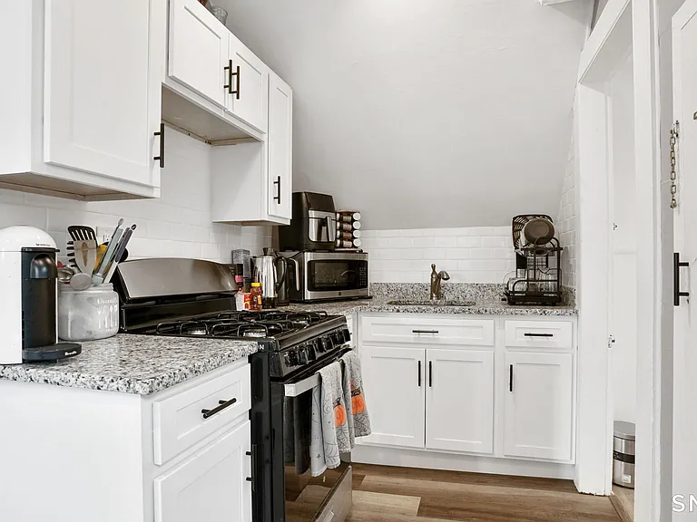 49 Atwater Ave #3 — Photo 3