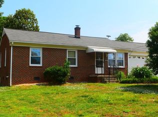 3515 Barbour Rd, Greensboro, NC 27406