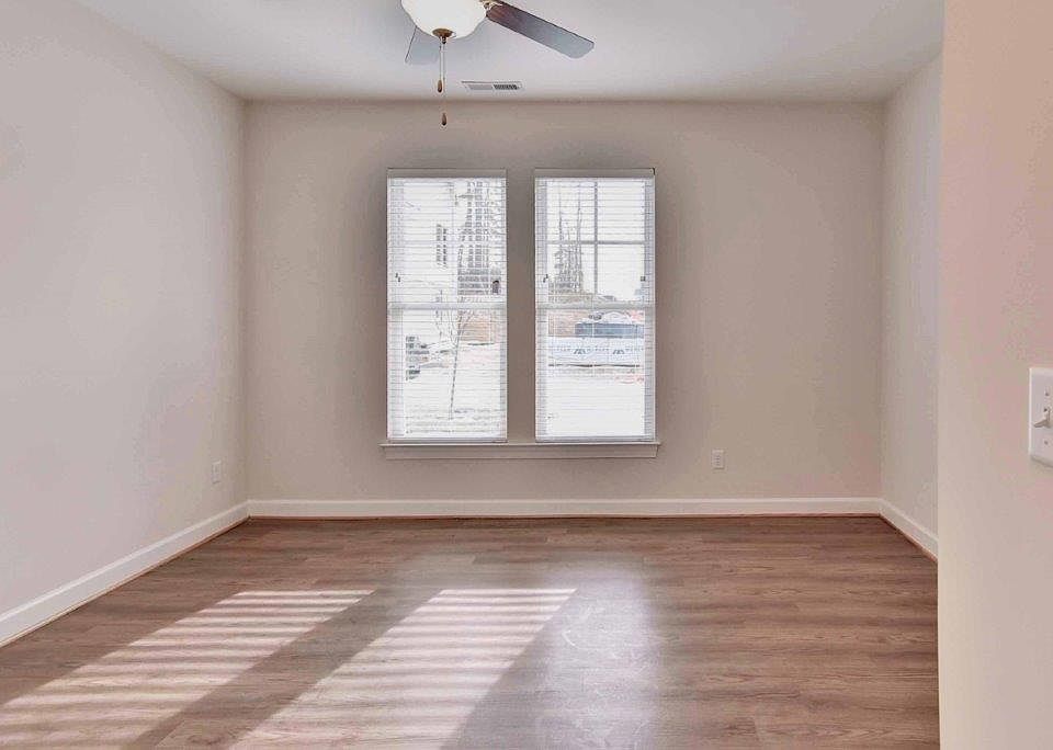 1st image of 4328 Audrey Ln
