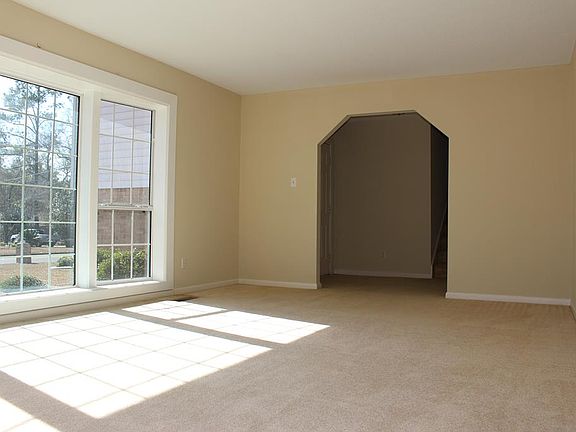 5th image of 4044 Foxborough Blvd