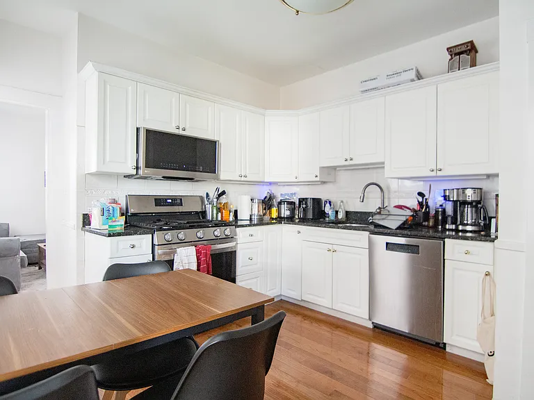 49 Putnam Ave #1A — Photo 2