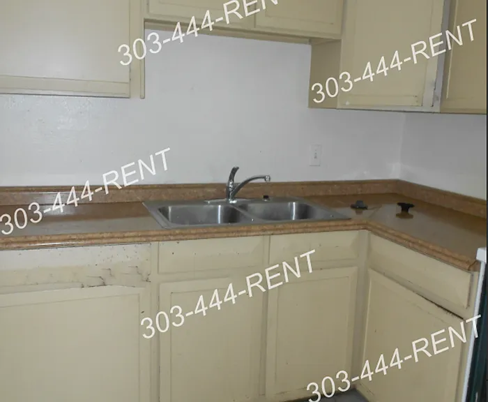 5518 Salem St — Photo 3