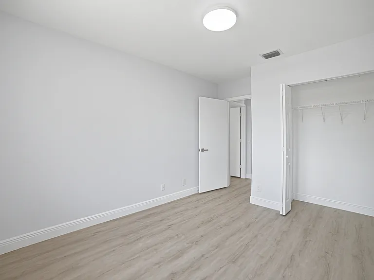535 Talavera Rd — Photo 15