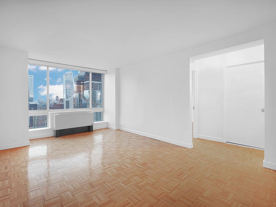 1st image of 420 W 42nd St APT 35A