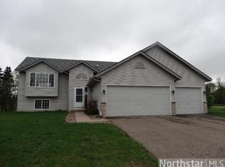 1035 Sharptail Run, New Richmond, WI 54017