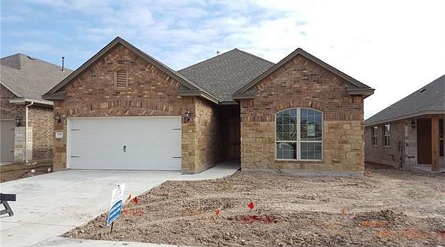 Great Comal Floorplan - 4bed/3bath SINGLE story! Complete 01/17 - Photo 01/17