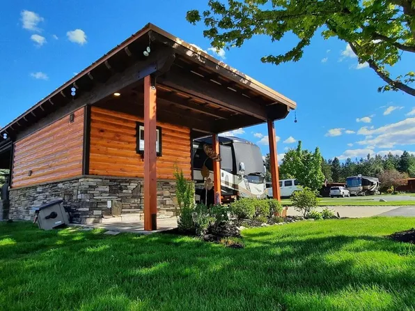 21 Bogie Ln, Blanchard, ID 83804