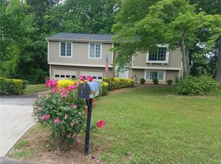 2639 Shaw Rd NE, Marietta, GA 30066