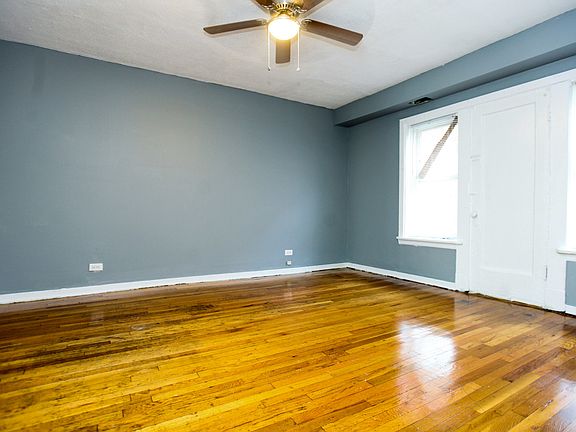 5th image of 6106 S Eberhart Ave APT 1W