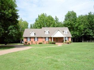 111 Lake Dr, Mount Juliet, TN 37122