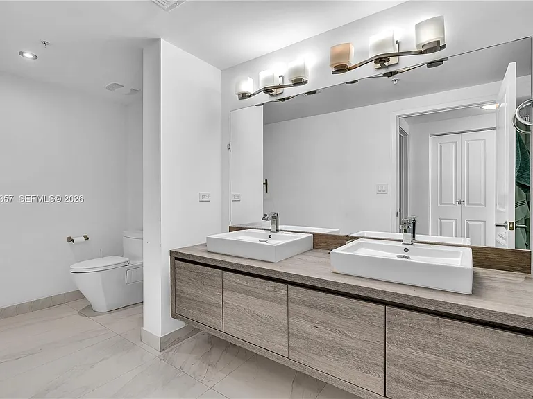 400 Sunny Isles Blvd #907 — Photo 20