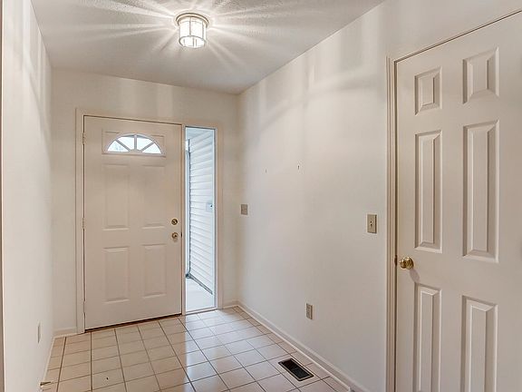 4th image of 6503 Baychester Dr
