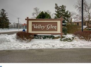 305 Glen Ln, Elkins Park, PA 19027