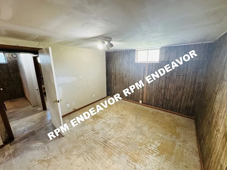 1172 June Ave — Photo 17