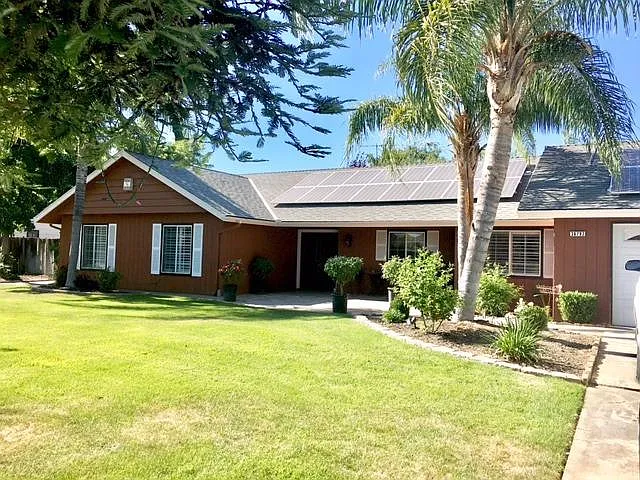 36793 Sparta Ave photo 1