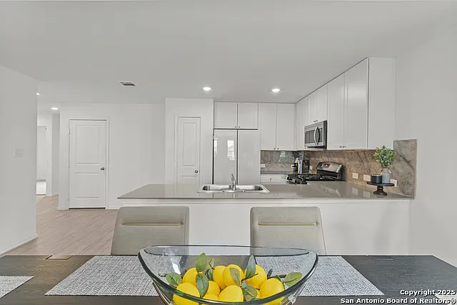 7022 Serf Pl — Photo 6