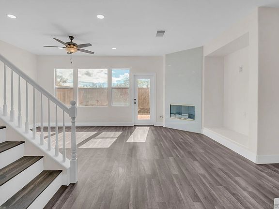 4th image of 4434 Brisbane Way Unit 3