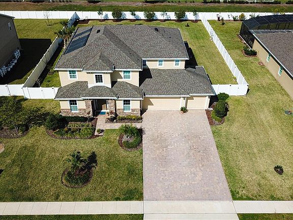3rd image of 2290 Underwood Ave