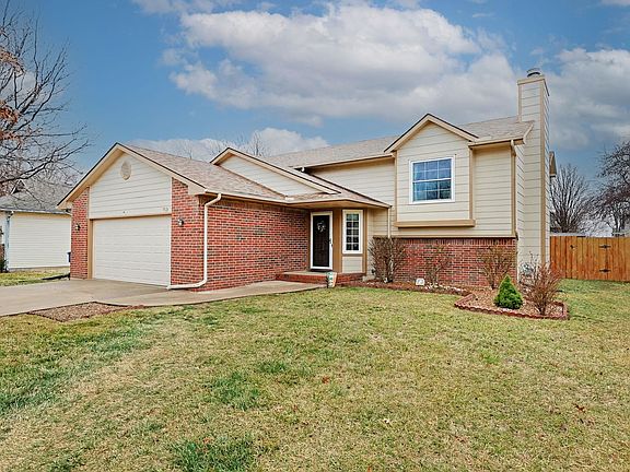 2nd image of 713 High Plains Cir